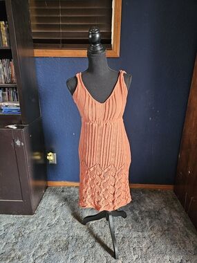 Petal & Pup Orange Knit V-Neck Midi Dress womens size small